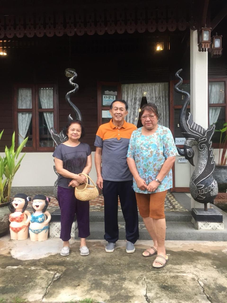 Baan Sithepaban Guesthouse Phitsanulok Exteriör bild