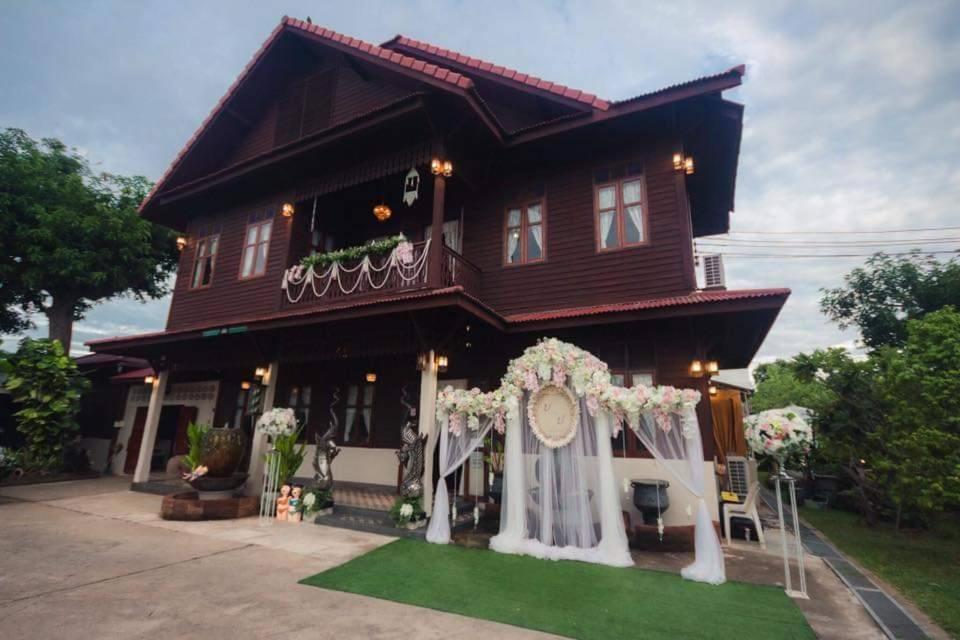 Baan Sithepaban Guesthouse Phitsanulok Exteriör bild