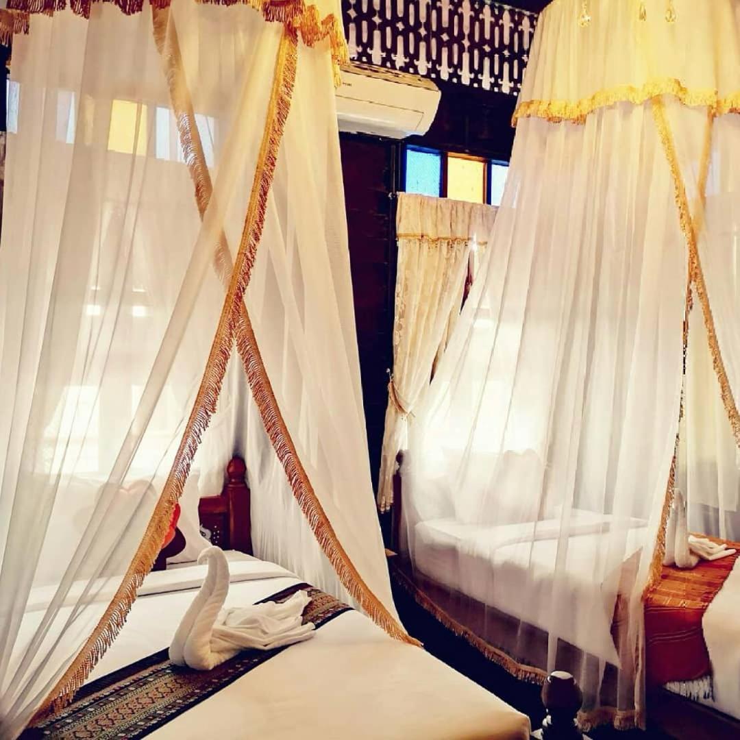 Baan Sithepaban Guesthouse Phitsanulok Exteriör bild