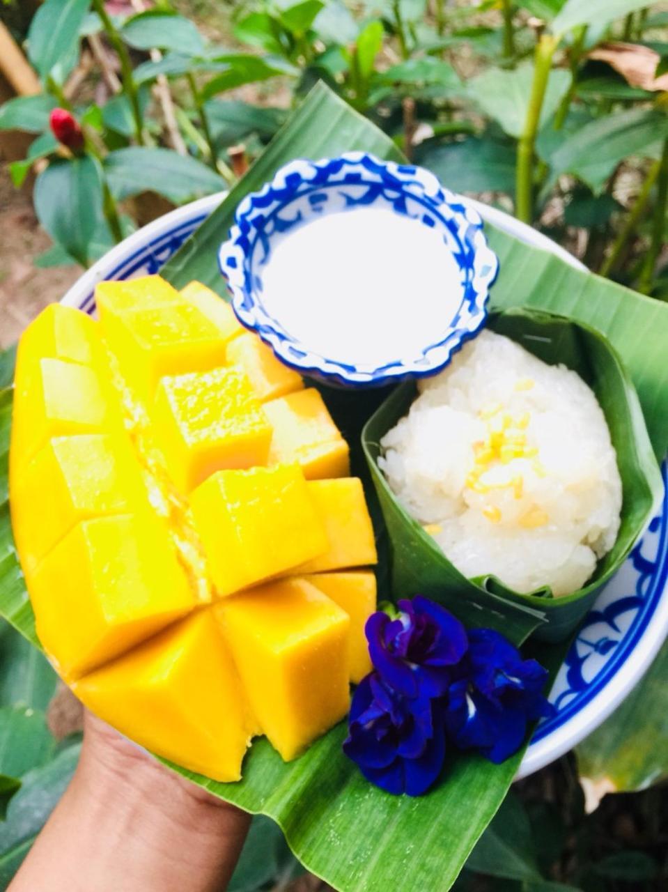 Baan Sithepaban Guesthouse Phitsanulok Exteriör bild